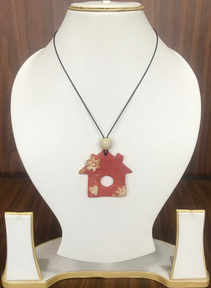 Zina Ceramic Necklace