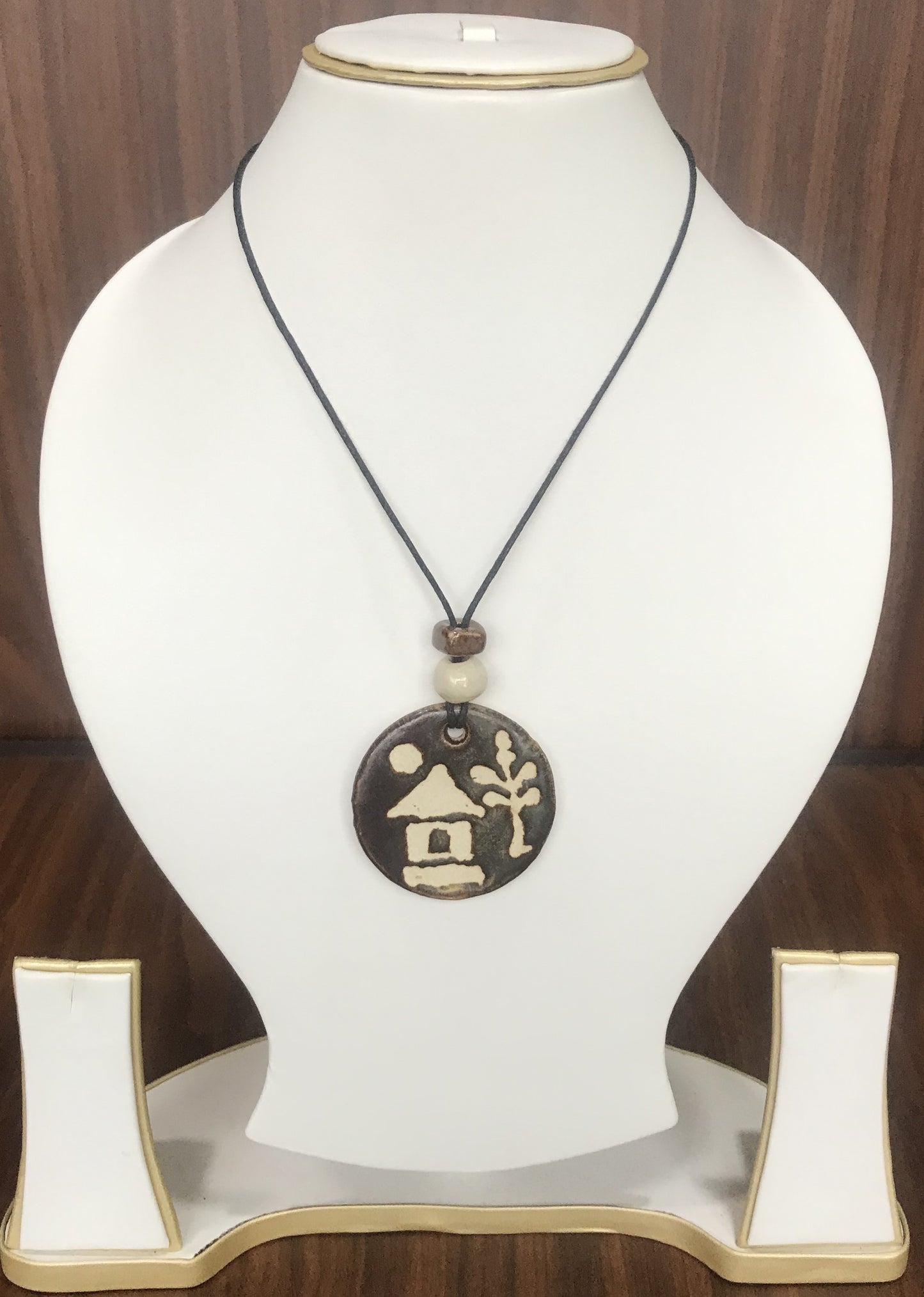 Nova Ceramic Necklace