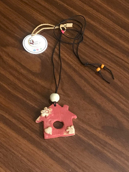 Zina Ceramic Necklace