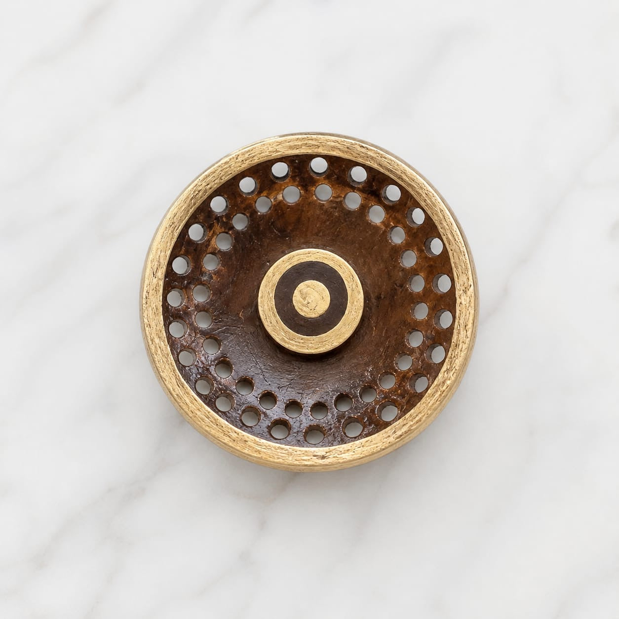 Alice Coco Shell Finger Ring